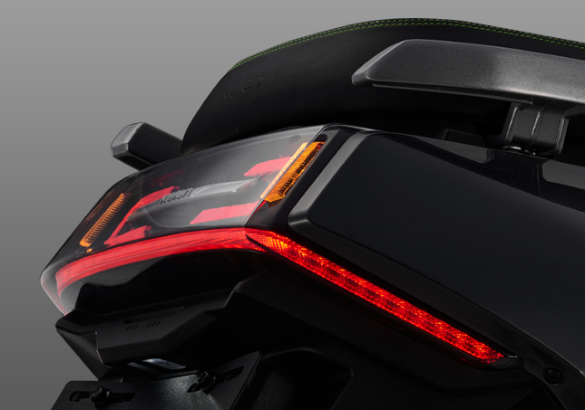 Tail light