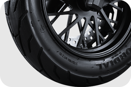 Steel wire tire is resistant to strapping