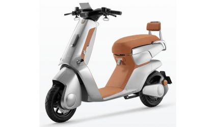 Exploring the Distinctions: E-Scooter vs. E-Moped